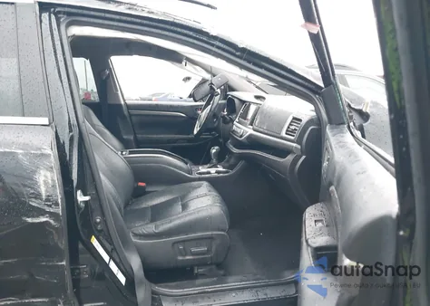 2018 Toyota Highlander Se from USA, damaged, VIN 5TDJZRFH4JS804876